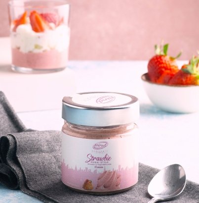 Strawberry Dubai Style Yogurt Kunafeh Cream